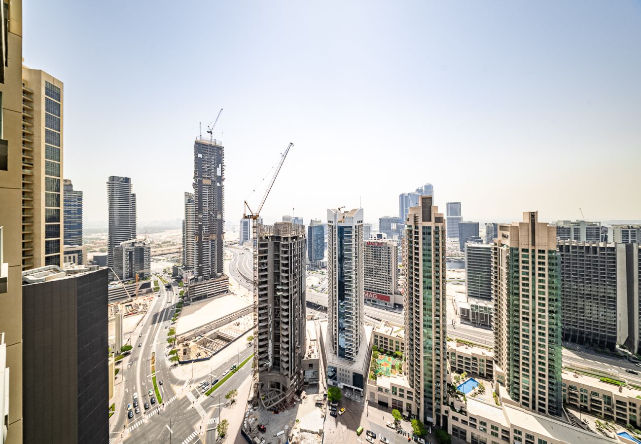 Apartment in Dubai - Skyline retreat 1BHK walking distance to Dubai Mall