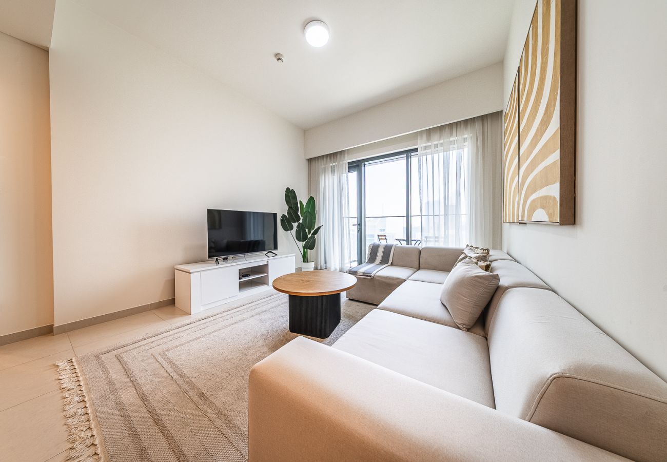 Apartment in Dubai - Skyline retreat 1BHK walking distance to Dubai Mall
