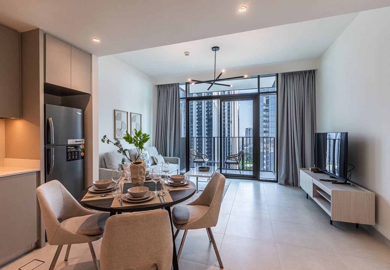 Apartment in Dubai - Alluring apartment in Dubai Creek Harbour