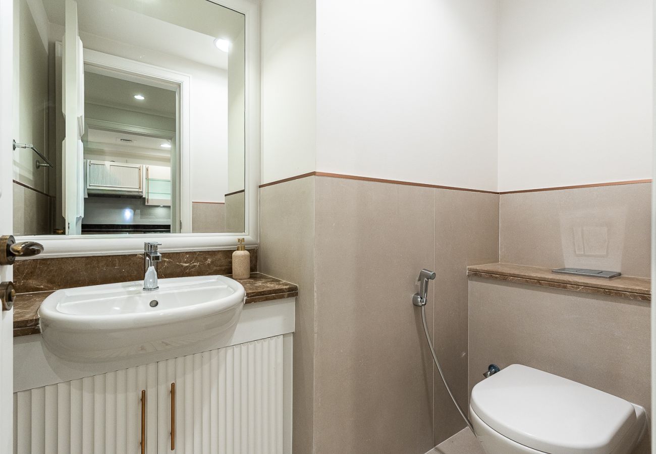 Apartment in Dubai - 2BDR apartment with the balcony I Palm Jumeirah 