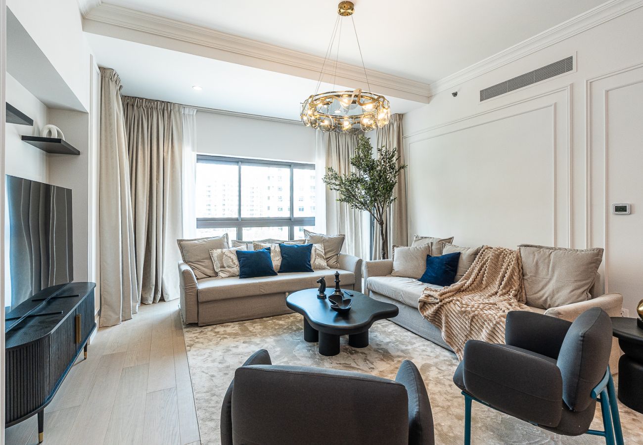 Apartment in Dubai - 2BDR apartment with the balcony I Palm Jumeirah 