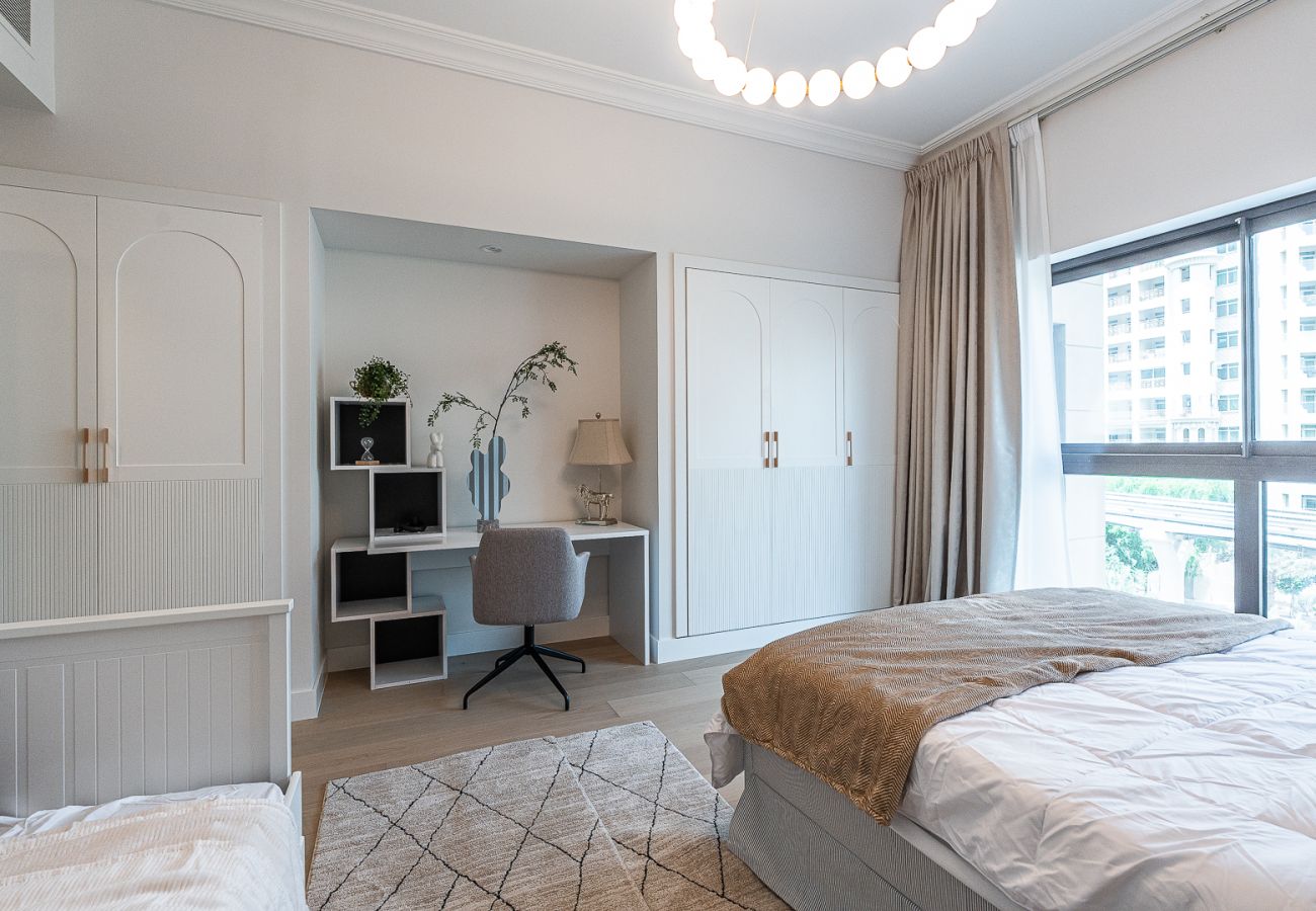 Apartment in Dubai - 2BDR apartment with the balcony I Palm Jumeirah 