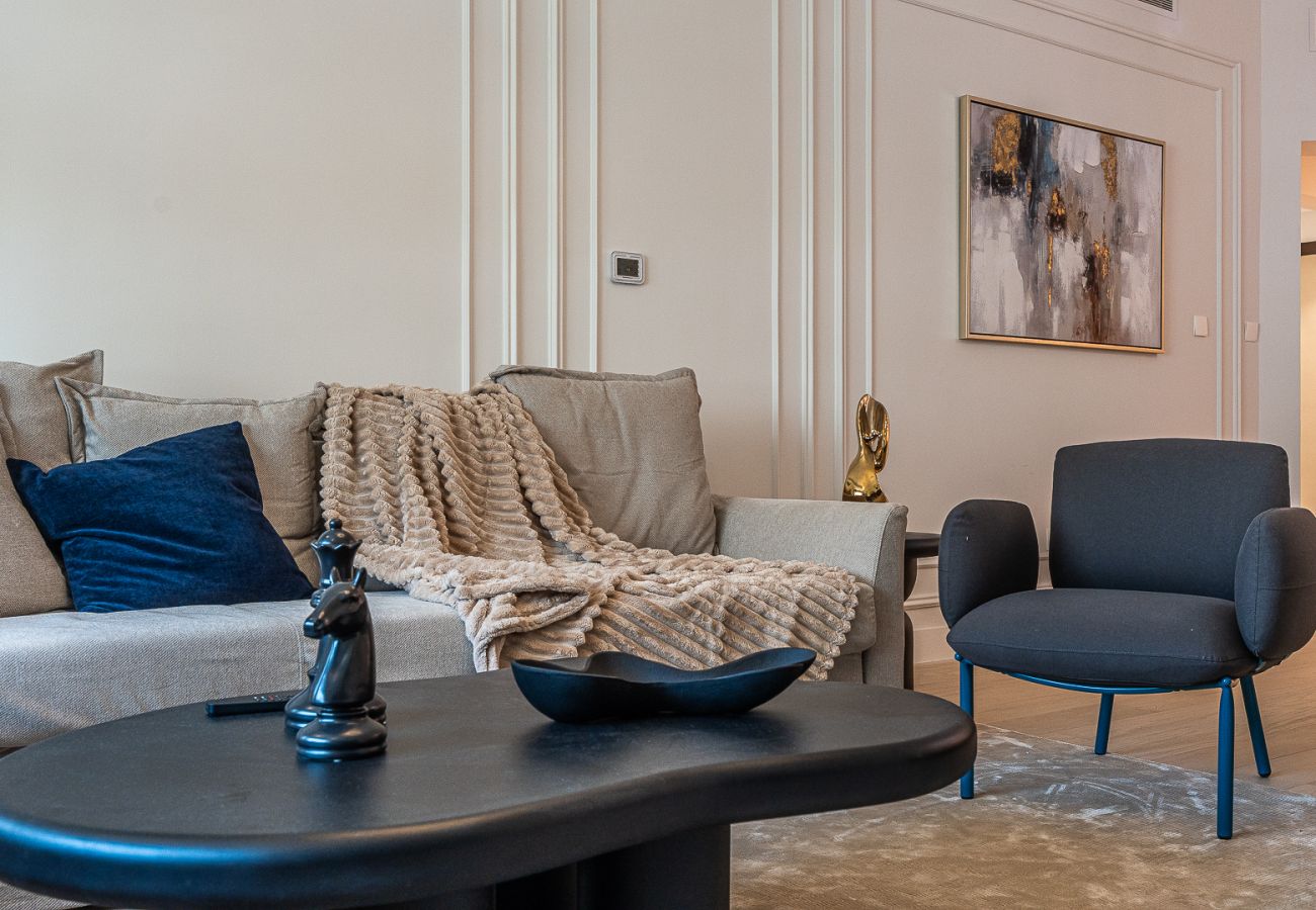 Apartment in Dubai - 2BDR apartment with the balcony I Palm Jumeirah 