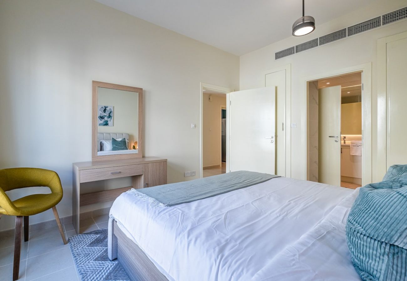 公寓 在 Dubai - Great 1BDR Apartment in The Greens / Close to Dubai Marina 