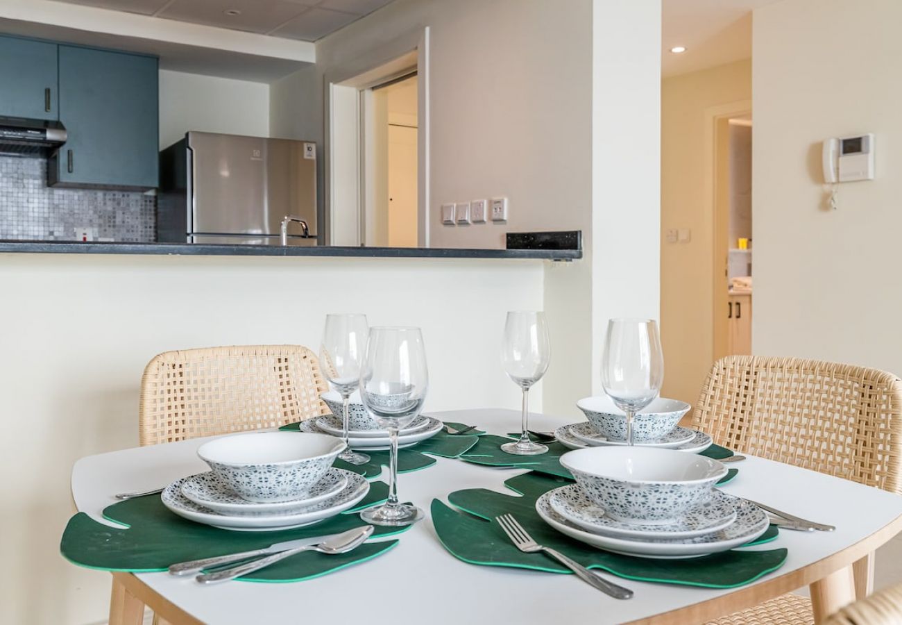 公寓 在 Dubai - Great 1BDR Apartment in The Greens / Close to Dubai Marina 