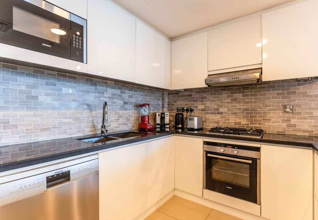 公寓 在 Dubai - Premium 2 BDR + kids room/ DIFC 