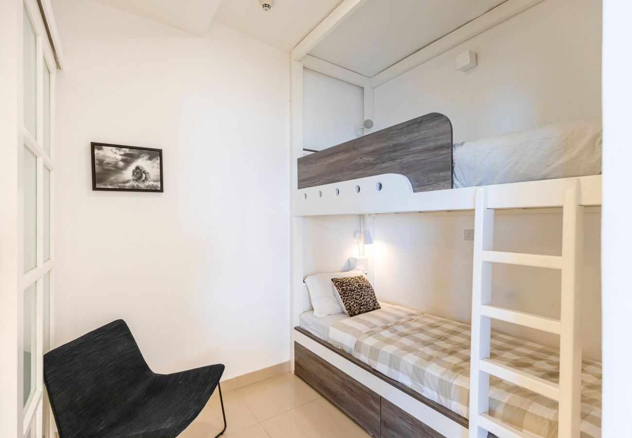 公寓 在 Dubai - Premium 2 BDR + kids room/ DIFC 