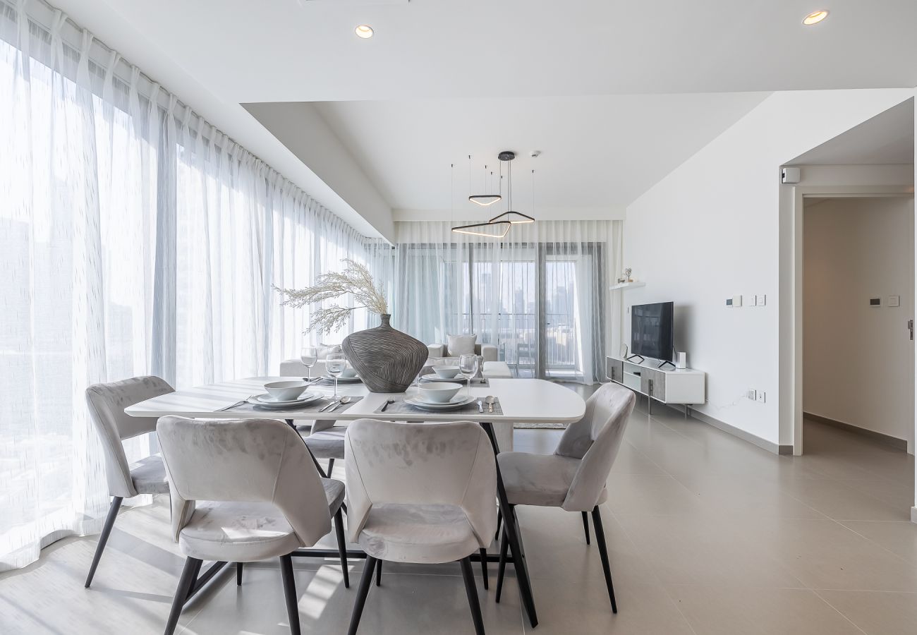 公寓 在 Dubai - 3BDR Apartment +  maid room I Burj Khalifa view I Downtown
