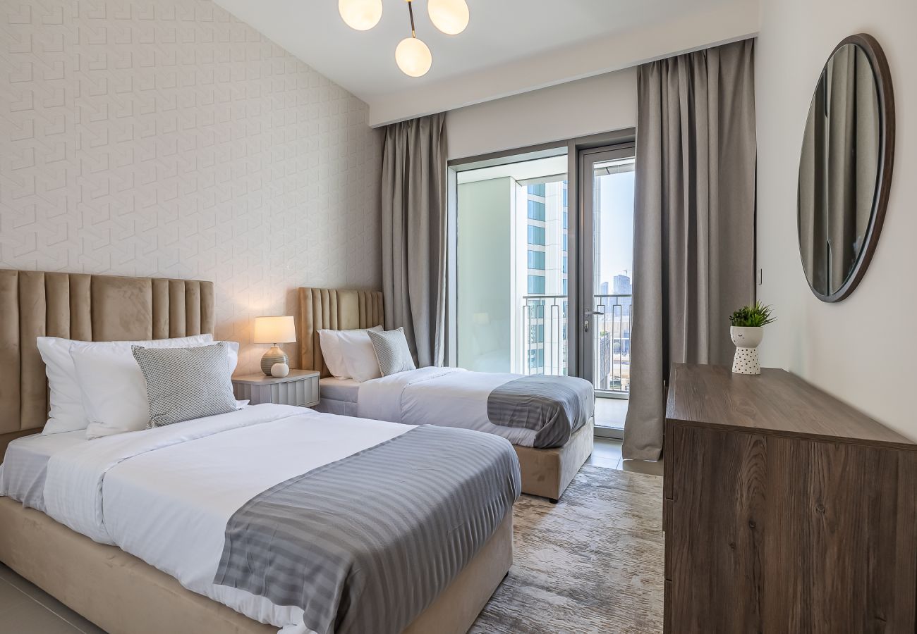 公寓 在 Dubai - 3BDR Apartment +  maid room I Burj Khalifa view I Downtown