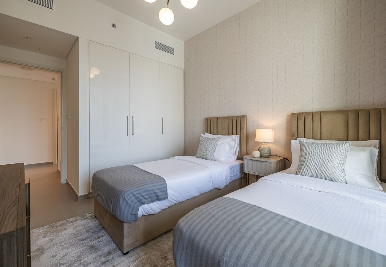 公寓 在 Dubai - 3BDR Apartment +  maid room I Burj Khalifa view I Downtown