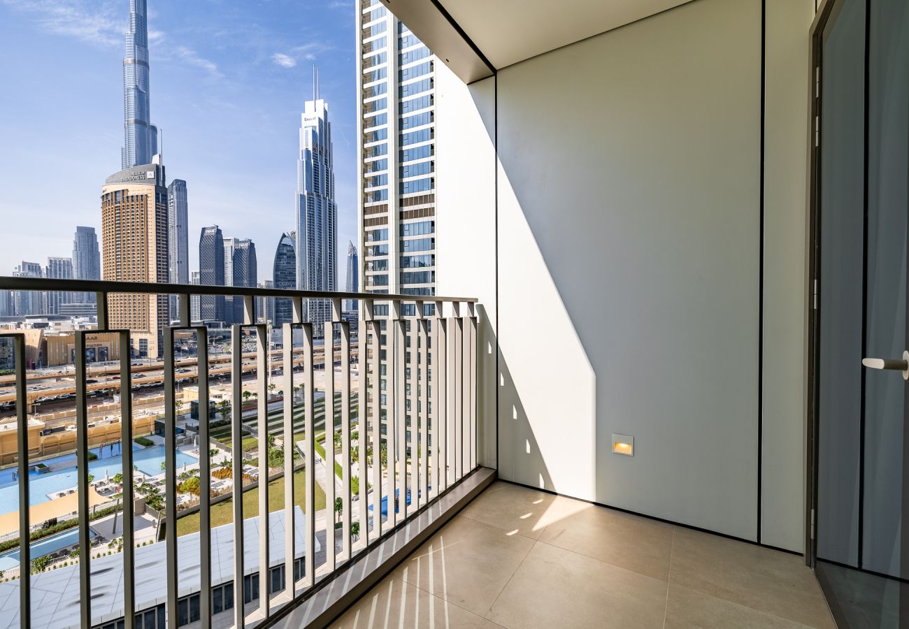 公寓 在 Dubai - 3BDR Apartment +  maid room I Burj Khalifa view I Downtown
