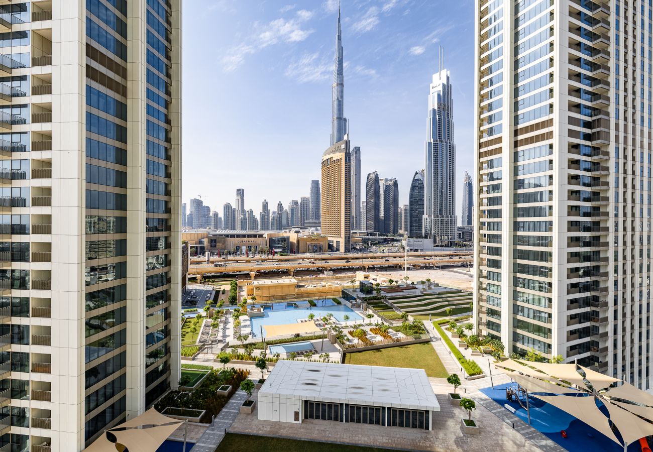 公寓 在 Dubai - 3BDR Apartment +  maid room I Burj Khalifa view I Downtown
