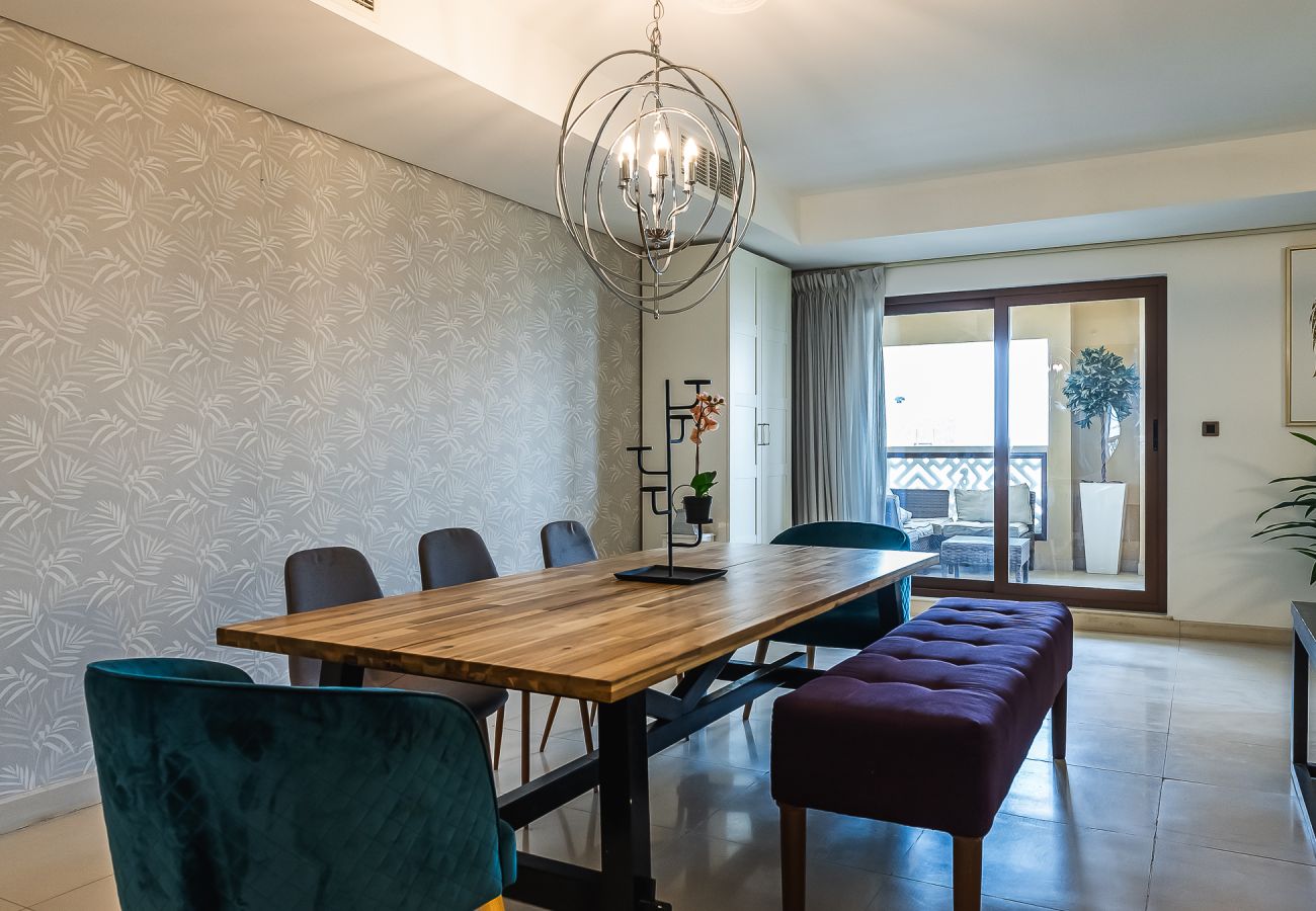 公寓 在 Dubai - Renovated 4BDR in Palm Jumeirah