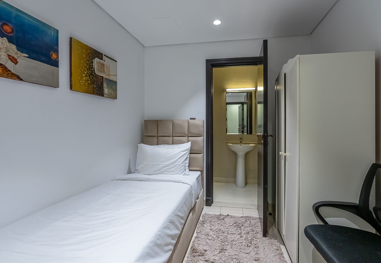 公寓 在 Dubai - Renovated 4BDR in Palm Jumeirah