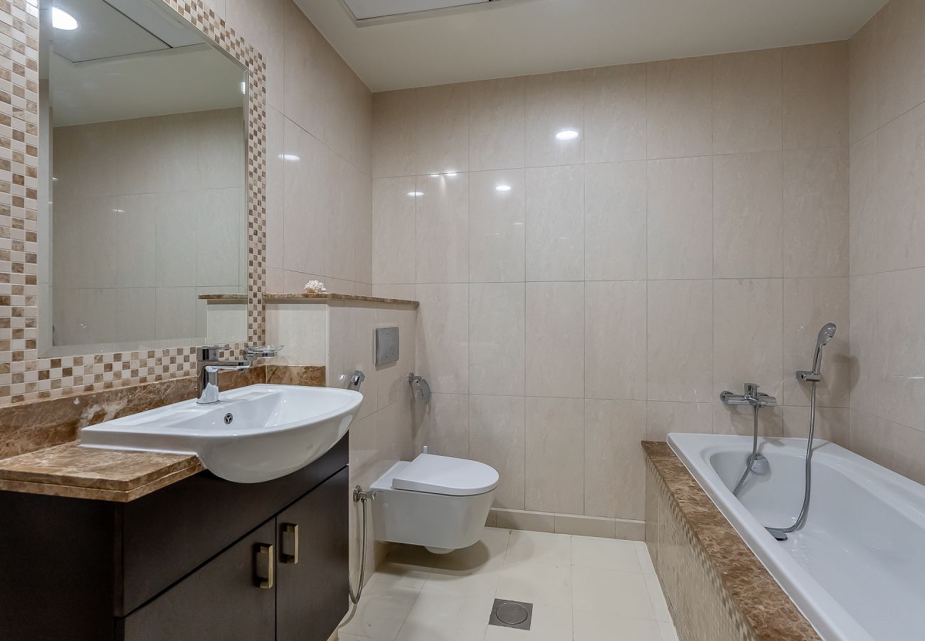 公寓 在 Dubai - Renovated 4BDR in Palm Jumeirah