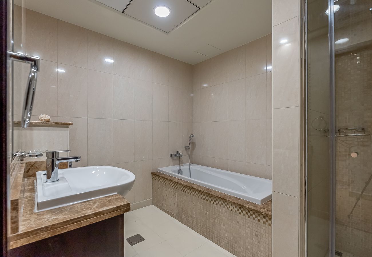 公寓 在 Dubai - Renovated 4BDR in Palm Jumeirah
