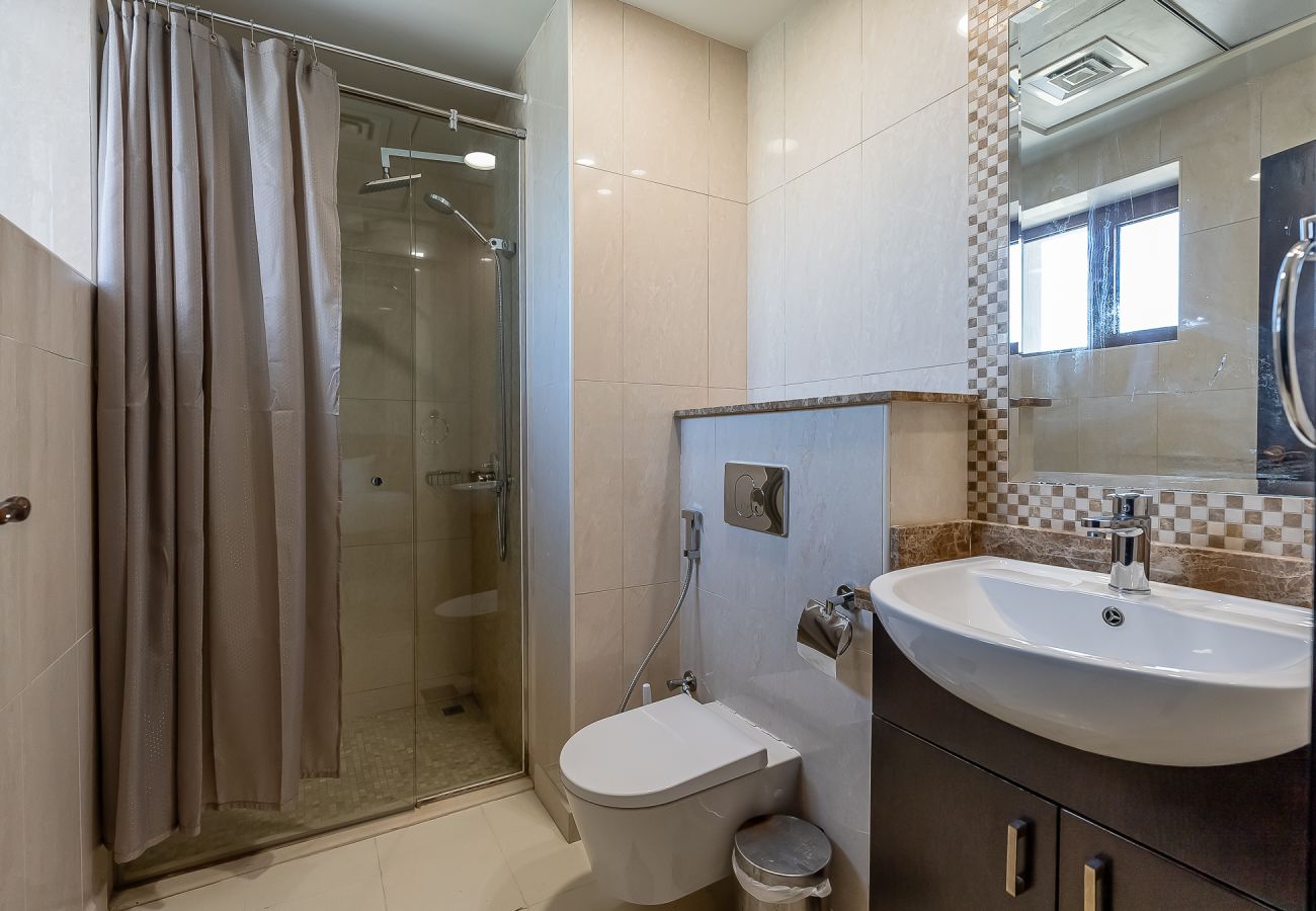 公寓 在 Dubai - Renovated 4BDR in Palm Jumeirah