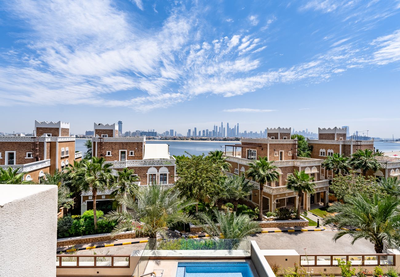 公寓 在 Dubai - Renovated 4BDR in Palm Jumeirah