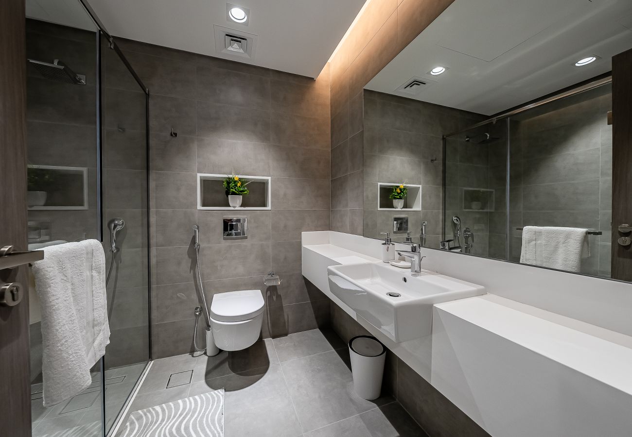 公寓 在 Dubai - Spacious Crystal Lagoons View I MBR I 3BDR + Maid Room 