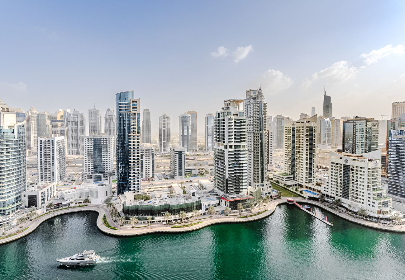 公寓 在 Dubai - Newly renovated 1 BDR apartment in Dubai Marina