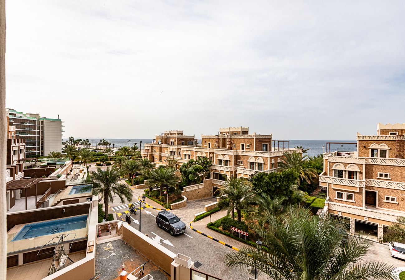 公寓 在 Dubai - Renovated 3BDR in Palm Jumeirah