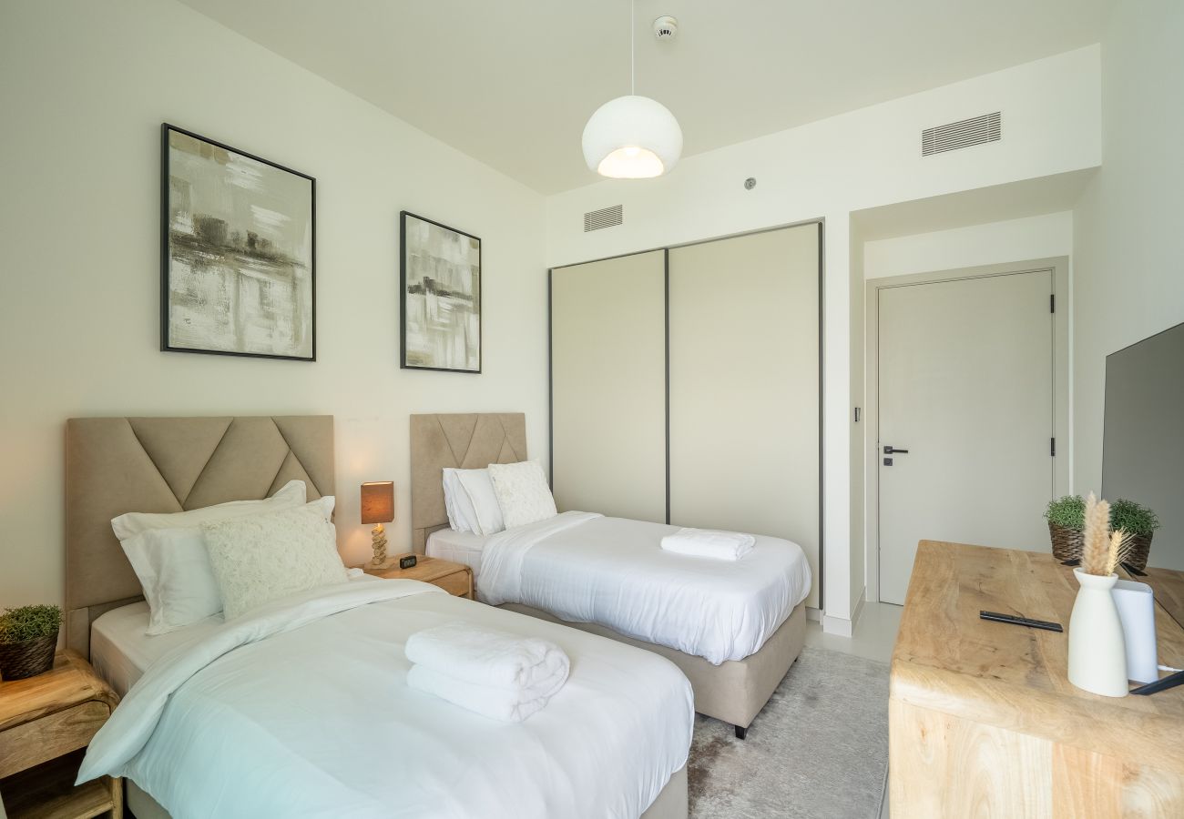 公寓 在 Dubai - Boho-Chic 2BR with Stunning Sea Views | Marina Vista – Emaar Beachfront