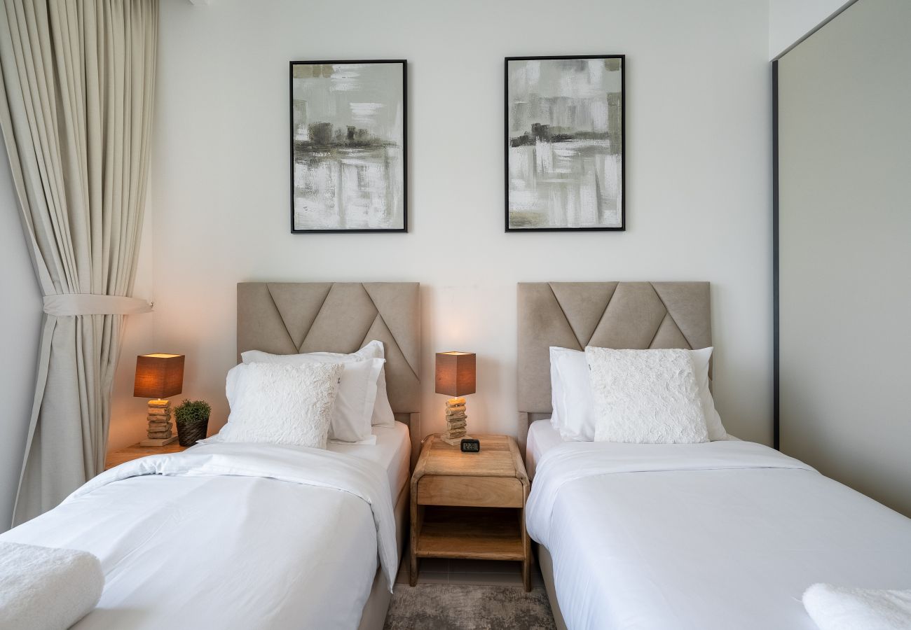公寓 在 Dubai - Boho-Chic 2BR with Stunning Sea Views | Marina Vista – Emaar Beachfront